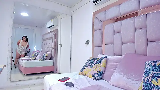 isabellablazee online show from March 2026 02:23:01 PM