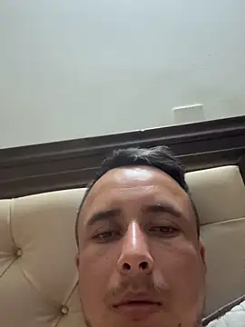 Yonatancorr online show from February 2026 03:18:02 AM