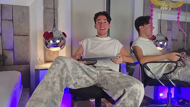 Austin Reedss online show from April 2026 01:18:02 PM