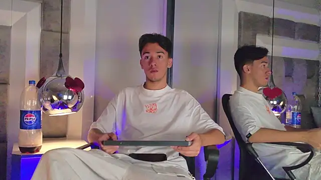 Austin Reedss online show from April 2026 12:42:01 PM