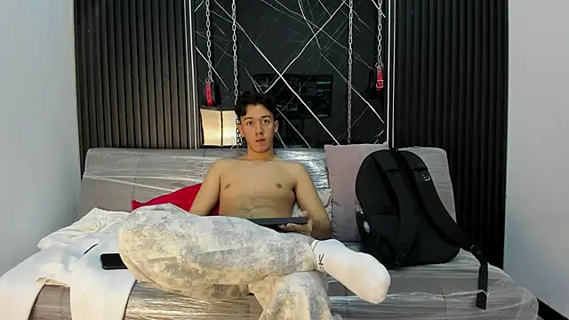 Austin Reedss online show from April 2026 09:40:02 PM