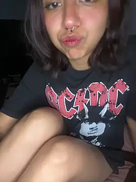 kiss-Me01 online show from May 2026 05:16:02 AM