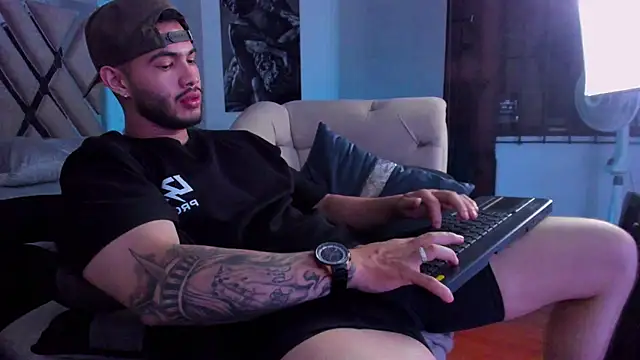 Vincentblack online show from June 2026 06:52:02 AM