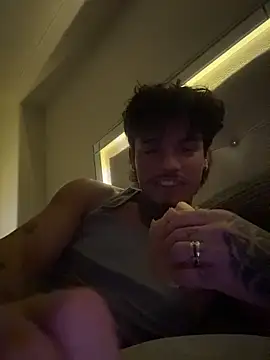 SNAKEARM online show from February 2026 11:21:02 AM