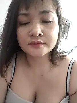 Jeassi-sica01 online show from February 2026 05:40:01 AM