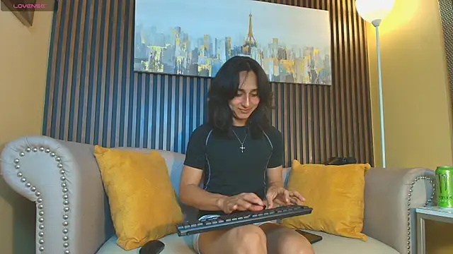 Elisasue online show from April 2026 11:55:01 PM