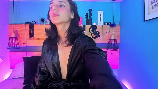 Elisasue online show from March 2026 03:56:04 AM