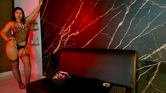 Snapshot of venus_laurent chatting on March 2026 03:28:01 AM venus laurent online show from March 2026 03:28:01 AM