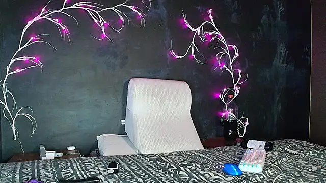 vega Santorini online show from May 2026 03:22:01 AM