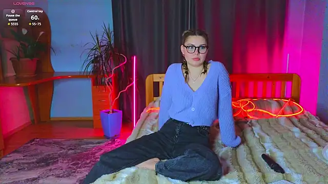 hornycharisma online show from April 2026 03:29:02 PM