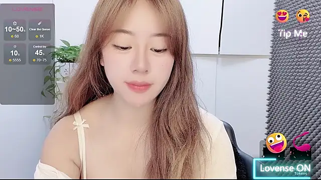 Snapshot of Baixi-01 chatting on July 2026 04:30:01 AM Baixi-01 online show from July 2026 04:30:01 AM