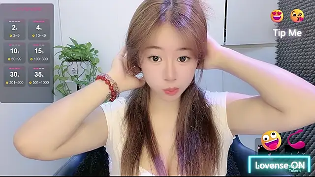 Snapshot of Baixi-01 chatting on July 2026 04:57:02 AM Baixi-01 online show from July 2026 04:57:02 AM