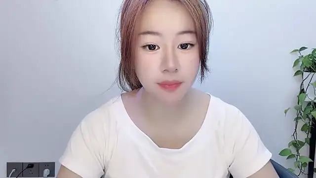 Snapshot of Baixi-01 chatting on June 2026 04:39:02 AM Baixi-01 online show from June 2026 04:39:02 AM