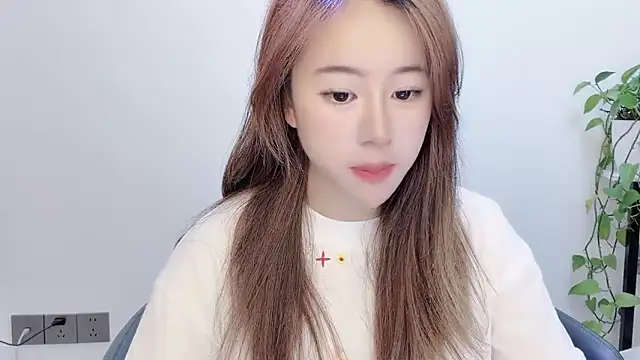 Snapshot of Baixi-01 chatting on June 2026 04:35:02 AM Baixi-01 online show from June 2026 04:35:02 AM