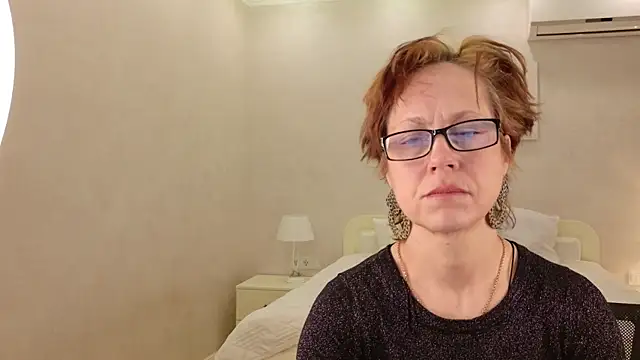 LioraWeiss online show from March 2026 08:01:01 AM