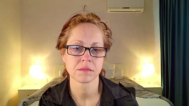 LioraWeiss online show from March 2026 06:19:01 AM