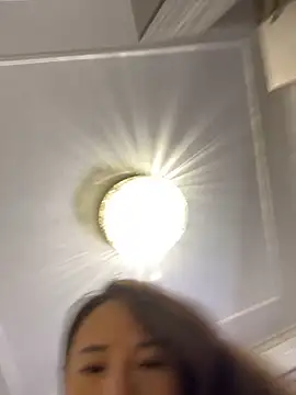 Mia-lp online show from March 2026 11:59:01 AM