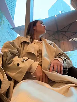 Mia-lp online show from April 2026 01:31:02 AM