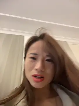 Mia-lp online show from April 2026 01:34:02 AM