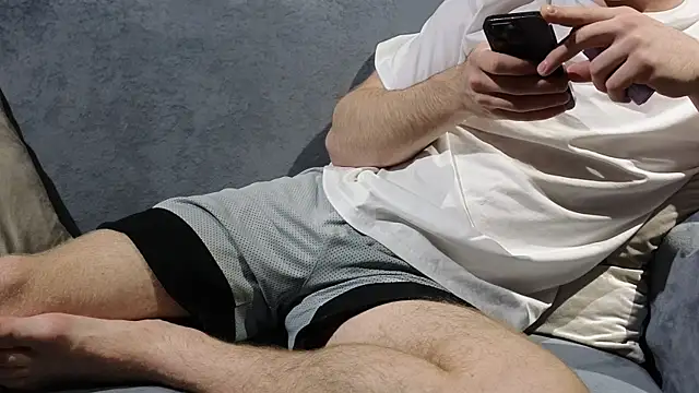 chantatummm online show from April 2026 08:48:02 PM