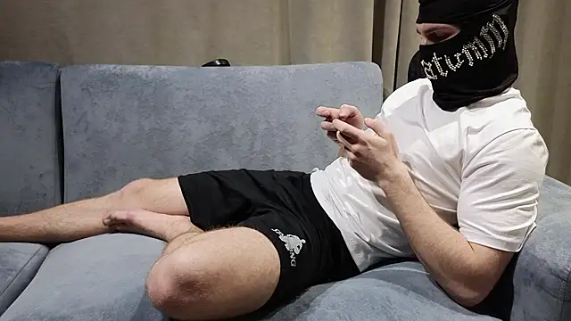 chantatummm online show from March 2026 08:40:01 PM