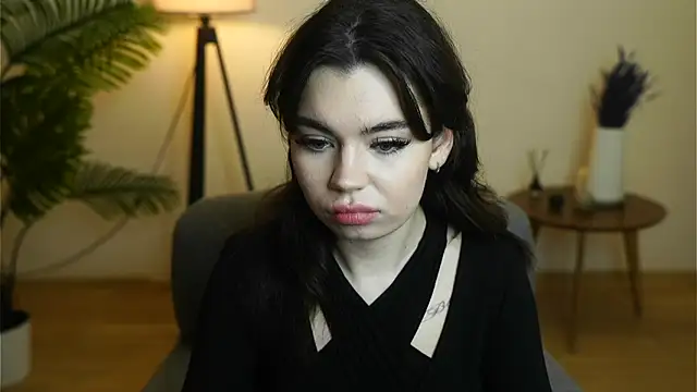 PerlaTurro online show from February 2026 10:27:01 AM