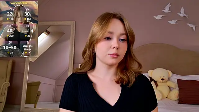 ElaraVance online show from May 2026 05:01:01 AM