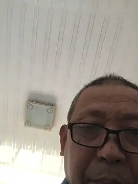 yaocaobi8 online show from April 2026 06:53:01 AM