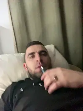 Snapshot of VANYA1997 chatting on February 2026 08:19:01 PM VANYA1997 online show from February 2026 08:19:01 PM