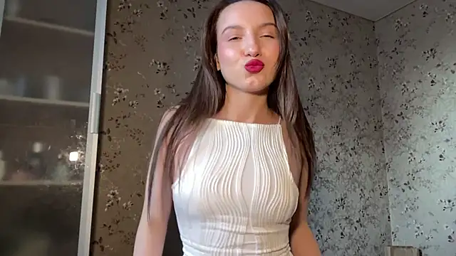 Dinadream online show from April 2026 02:21:01 PM