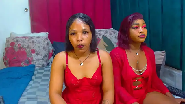 Goldenbutchy online show from April 2026 09:07:01 PM