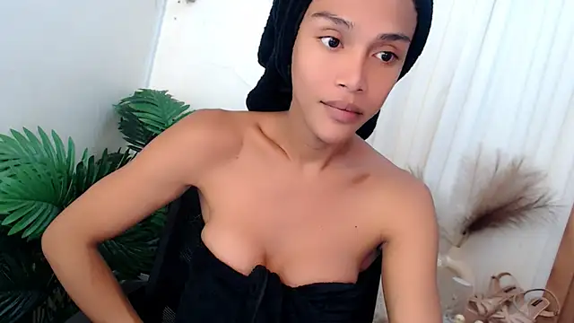 AyaWard online show from March 2026 02:29:01 PM