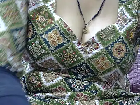 HOTY SAPNA02sCyOz9QcTD online show from May 2026 12:58:02 AM