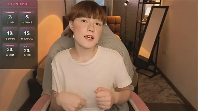  DreamLuna1  online show from March 2026 12:43:01 PM