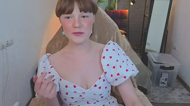  DreamLuna1  online show from March 2026 01:44:01 PM