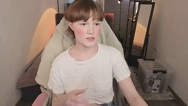  DreamLuna1  online show from March 2026 01:26:02 PM