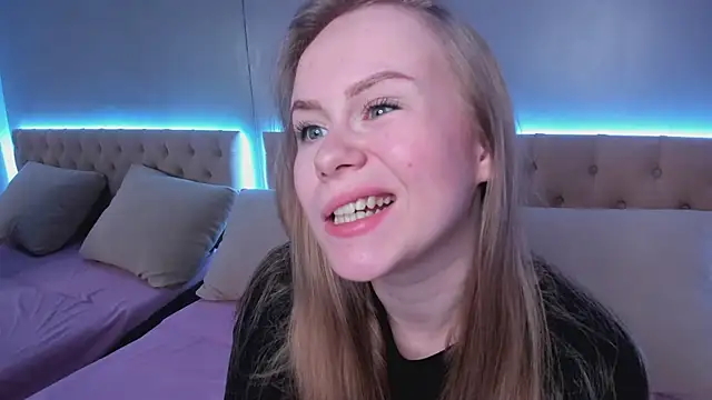 Snapshot of stacy_moorex chatting on June 2026 08:35:01 PM stacy moorex online show from June 2026 08:35:01 PM