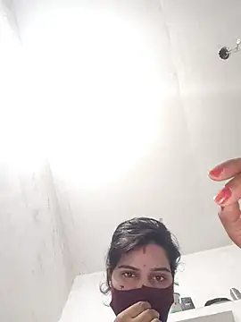 Poonam bhoji online show from July 2026 05:20:01 PM