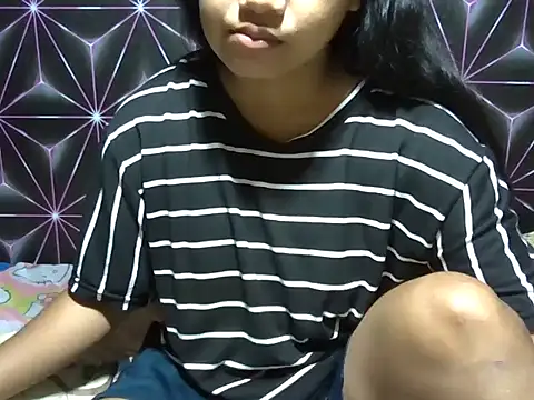 Flowerbebe online show from March 2026 06:57:01 PM