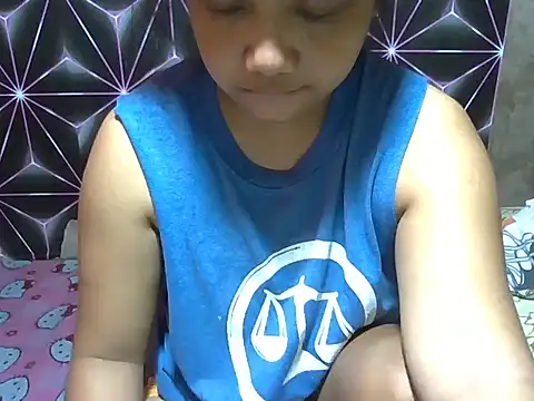 Flowerbebe online show from May 2026 12:04:01 AM
