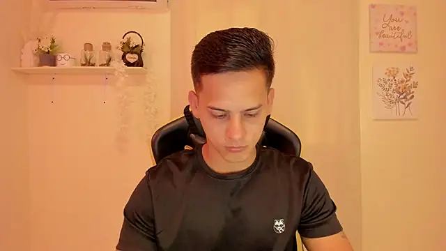 sexy andres01 online show from March 2026 02:46:01 PM