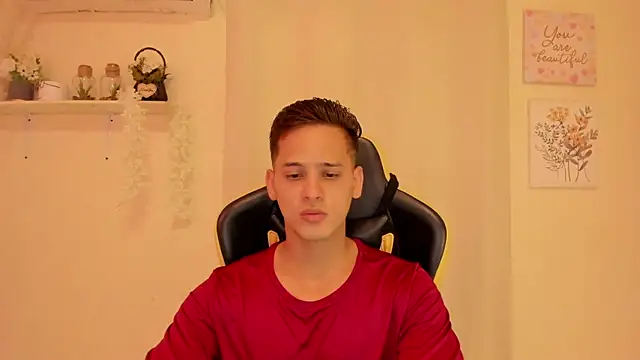 sexy andres01 online show from May 2026 02:11:01 PM