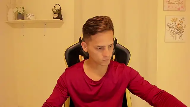 sexy andres01 online show from May 2026 04:31:01 AM