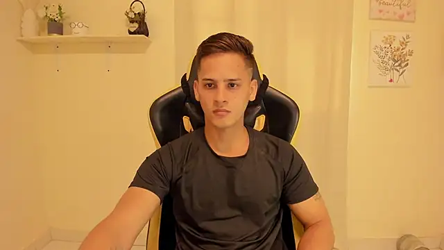 sexy andres01 online show from June 2026 02:15:01 PM