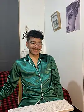 Snapshot of asian_darlingcummersxXx chatting on May 2026 02:03:01 PM asian darlingcummersxXx online show from May 2026 02:03:01 PM