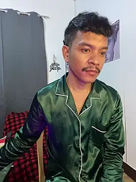 Snapshot of asian_darlingcummersxXx chatting on May 2026 08:44:02 AM asian darlingcummersxXx online show from May 2026 08:44:02 AM