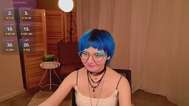 Snapshot of powderofgun chatting on May 2026 08:28:02 PM powderofgun online show from May 2026 08:28:02 PM