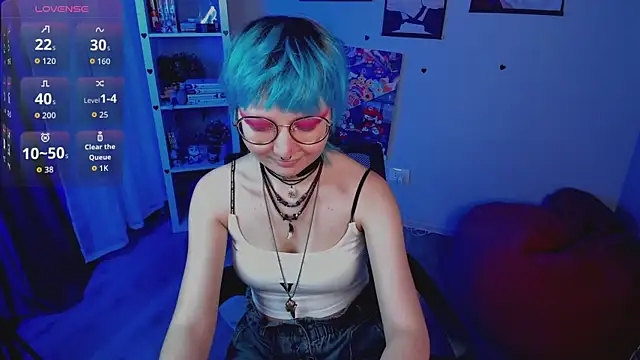 Snapshot of powderofgun chatting on June 2026 08:10:01 PM powderofgun online show from June 2026 08:10:01 PM