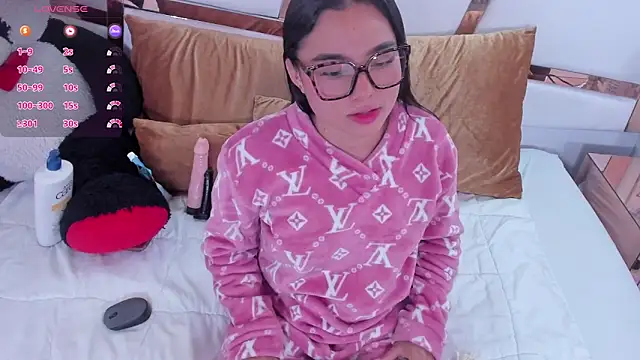 shelseanova online show from April 2026 03:55:01 AM