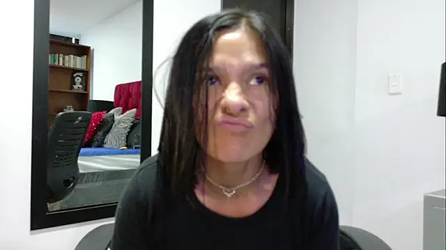 Snapshot of Amelie_Blake chatting on July 2026 05:24:02 PM Amelie Blake online show from July 2026 05:24:02 PM